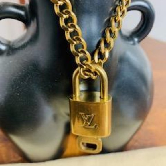 Authentic Louis Vuitton Lock and Key #340 - Picture 6 of 8